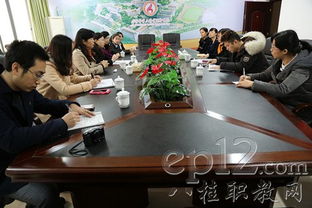 南宁职业技术学院与南宁市六职校举行文秘专业办学交流会